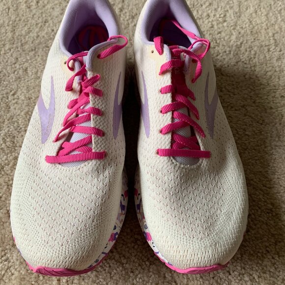 Brooks x Dicks Sporting Goods Revel 4 Running Shoes, Ivory, size 9.5 NWOB - Picture 5 of 8
